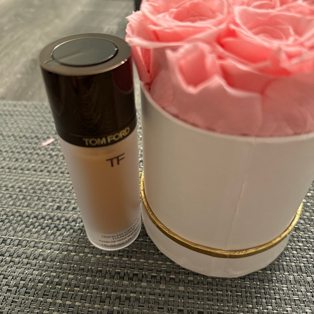 Tom Ford Traceless Soft Matte Foundation 6.5 Sable